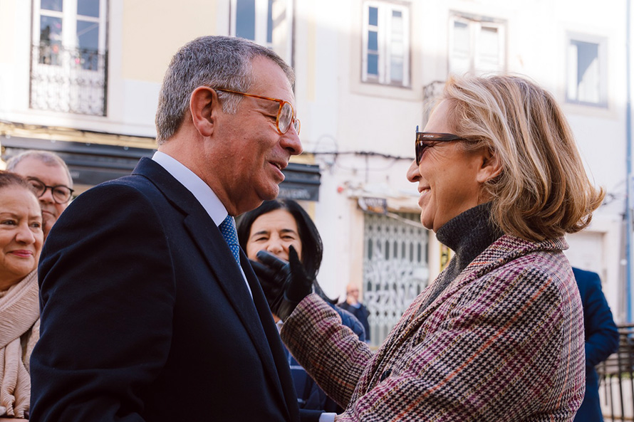 António José Seguro destaca em Almada as preocupações com o envelhecimento digno e a qualidade de vida dos cidadãos