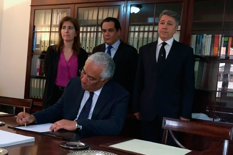 Este é um combate que nos tem de mobilizar a todos