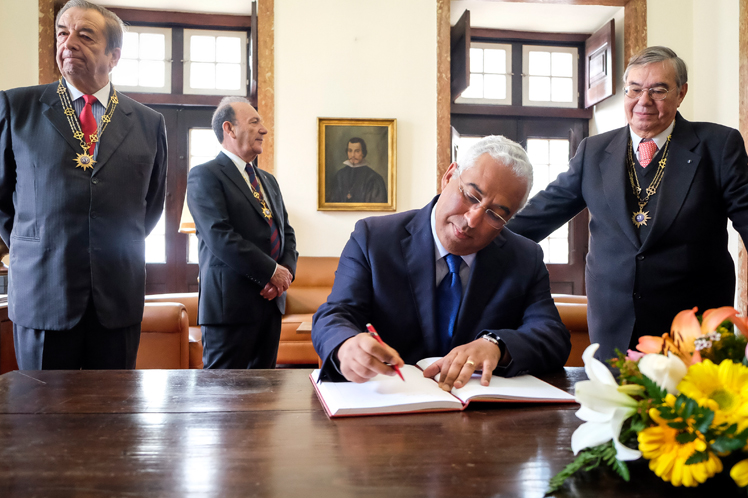 Reposição dos feriados nacionais é ato de pedagogia cívica