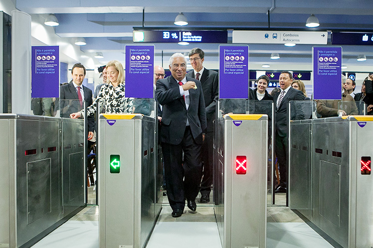 António Costa defende novo paradigma de aposta na rede de transportes públicos