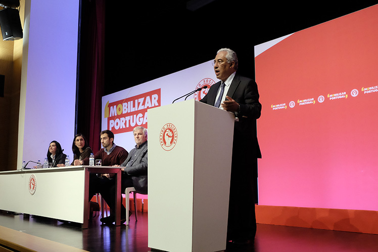 É preciso dizer basta a esta política