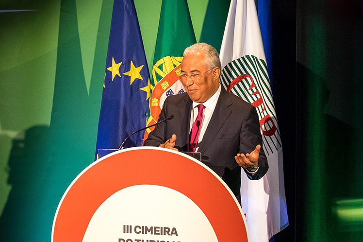 Emprego qualificado, combater sazonalidade e diversificar oferta são apostas essenciais para o sector turístico