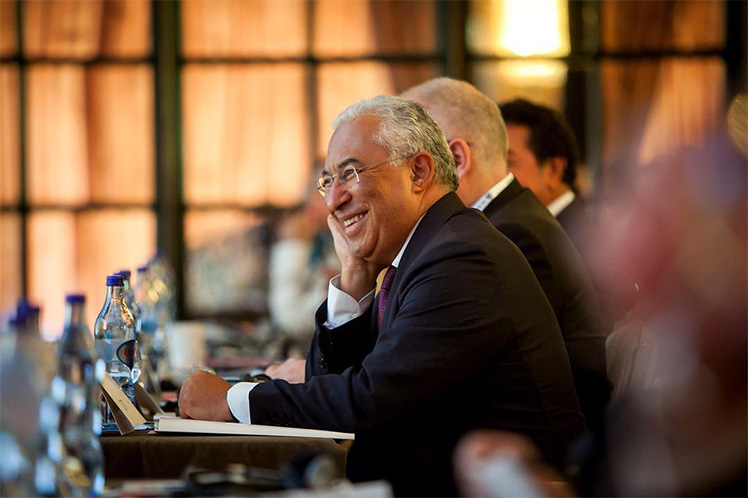 Devolver a confiança aos portugueses e afirmar um tempo novo para Portugal