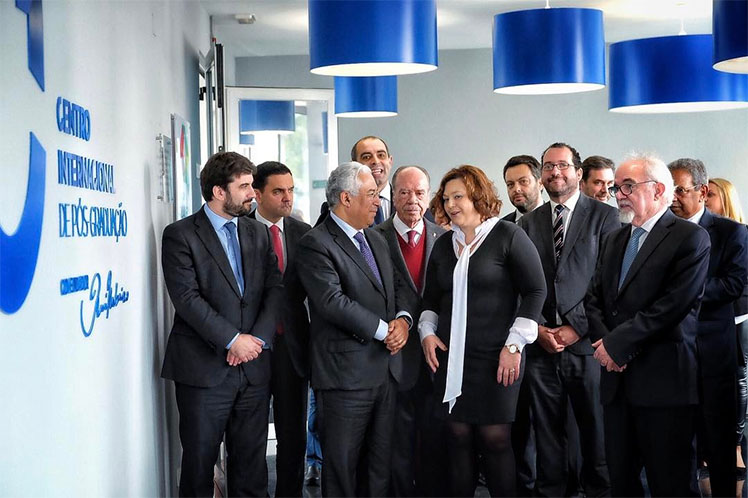 Programa Qualifica quer formar 600 mil adultos até 2020