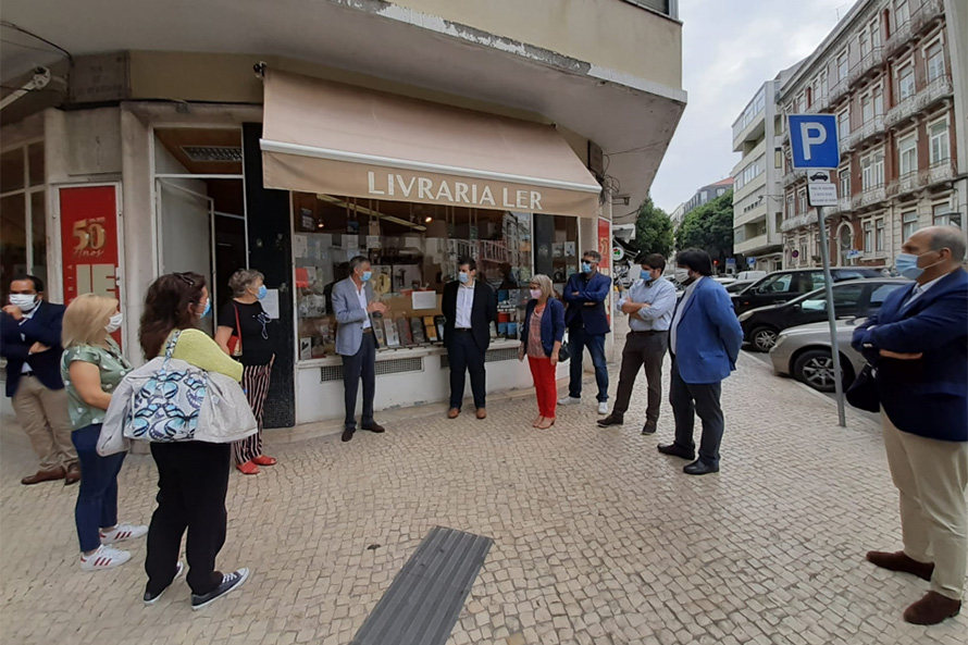 Deputados por Lisboa visitaram exemplos e respostas no terreno