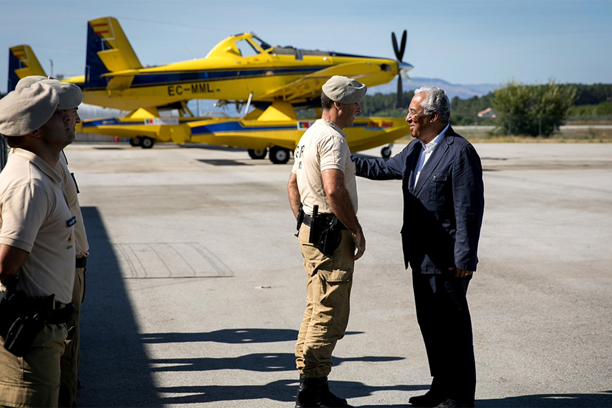 Portugal ajuda Suécia e Grécia no combate a incêndios florestais
