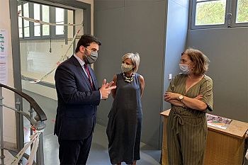 Ministros da Educação e da Saúde acompanham no terreno a preparação do novo ano letivo