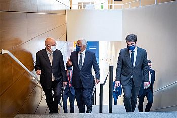 António Costa enaltece a relevância global da língua que “une e nunca separa”