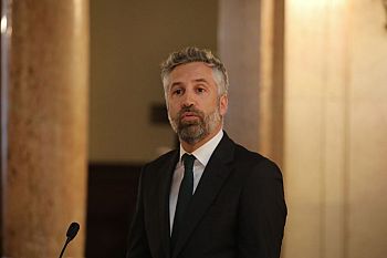 PS continuará a bater-se pela descida do IRS ainda este ano