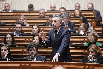 País precisa de uma estratégia para transformar a economia