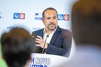 Francisco César denuncia situação ‘indigna’ nos transportes e responsabiliza Governo Regional