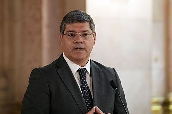 Eurico Brilhante Dias alerta autarcas sobre riscos para o interior depois de despacho sobre vagas