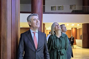 PS reforça comunidades como eixo central da ação externa