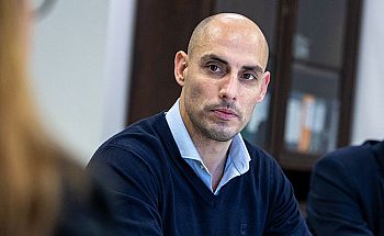 Dívida recorde de 3.8 mil milhões expõe desastre financeiro de Governo de Bolieiro