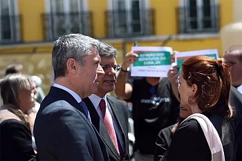 “Em causa está a qualidade da democracia”