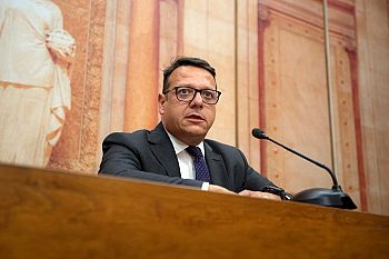 PS avisa Governo que não pode brincar com o problema da habitação