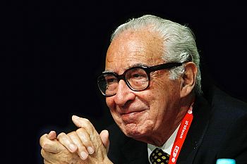 Almeida Santos homenageado pelo Ministério da Justiça
