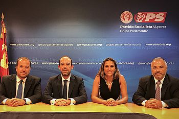 André Bradford reeleito presidente do Grupo Parlamentar