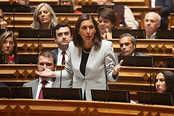 Não há uma democracia forte sem uma classe média forte