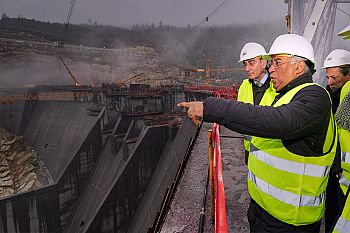 Aposta nas energias renováveis é fator decisivo de modernização e crescimento da economia