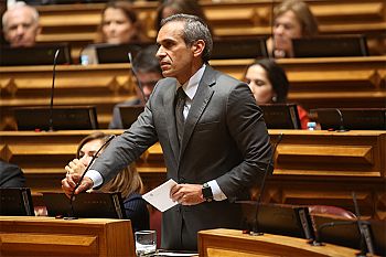 “Trapalhada programática” do PSD sobre o novo aeroporto