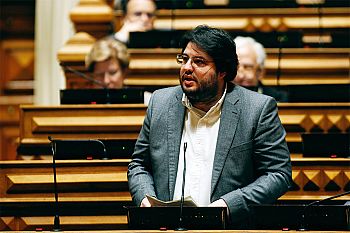 PS saúda os novos prazos para a disponibilização dos Formulários Digitais por parte da AT