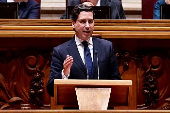 PS empenhado em garantir para todos o direito constitucional à habitação