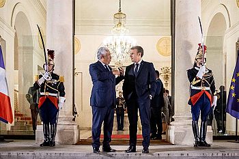 António Costa promove diálogo entre democratas e progressistas europeus