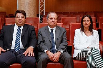 PS pede intervenção do Governo nos atrasos dos CTT nos Açores