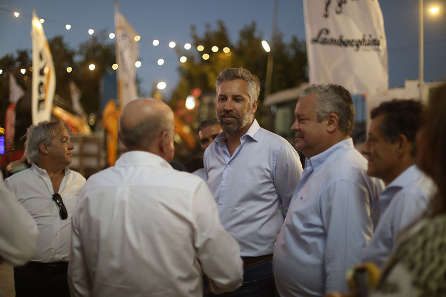 Pedro Nuno Santos visita a Feira da Luz com atenção ao desenvolvimento da região alentejana