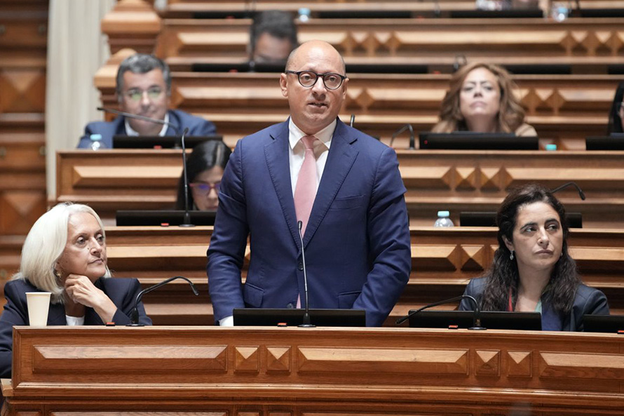 Comissão Técnica Independente olhará para os incêndios florestais com os olhos da ciência e do conhecimento