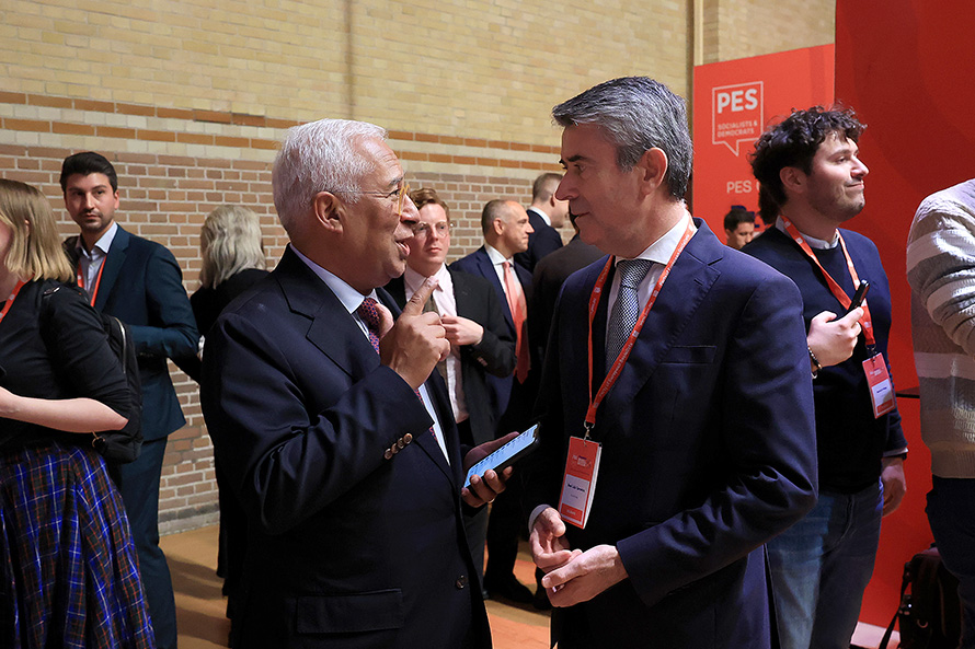 José Luís Carneiro participa na reunião dos líderes socialistas europeus