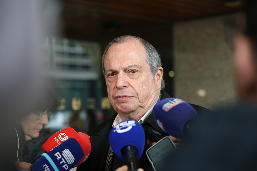 PS aprova diretas a 13 e 14 de março e Congresso Nacional em Viseu