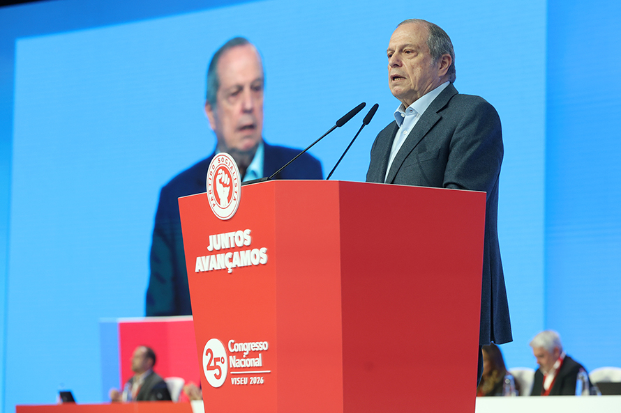 PS deve ser parte das soluções para o país e ganhar a confiança dos portugueses