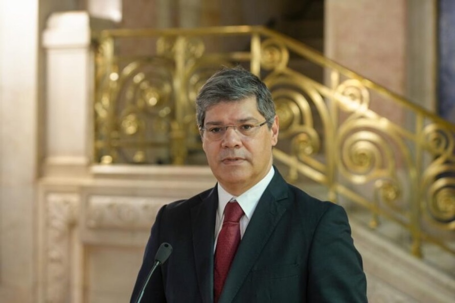 PS diz que perda da nacionalidade só poderia ser chumbada e critica alianças do Governo com extrema-direita