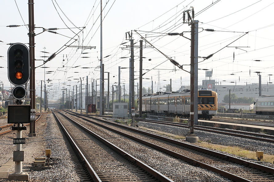Deputados do PS questionam Governo sobre funcionamento da linha ferroviária do Algarve