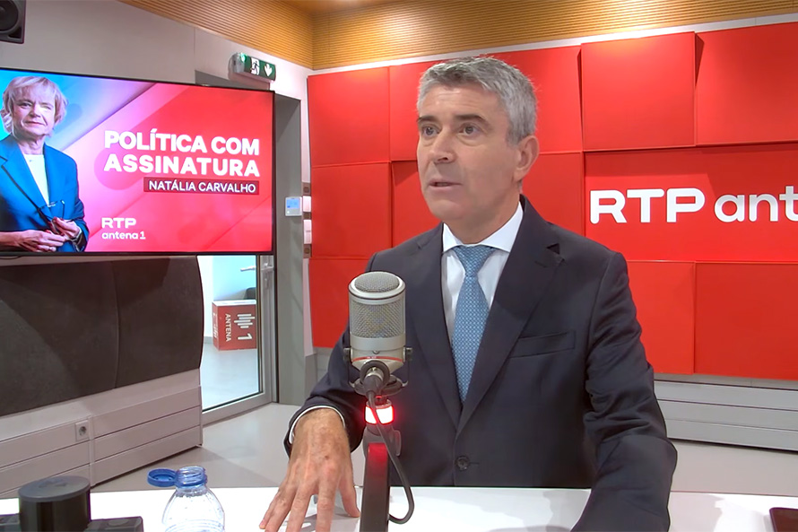 “O Governo não pode continuar a falhar às pessoas”