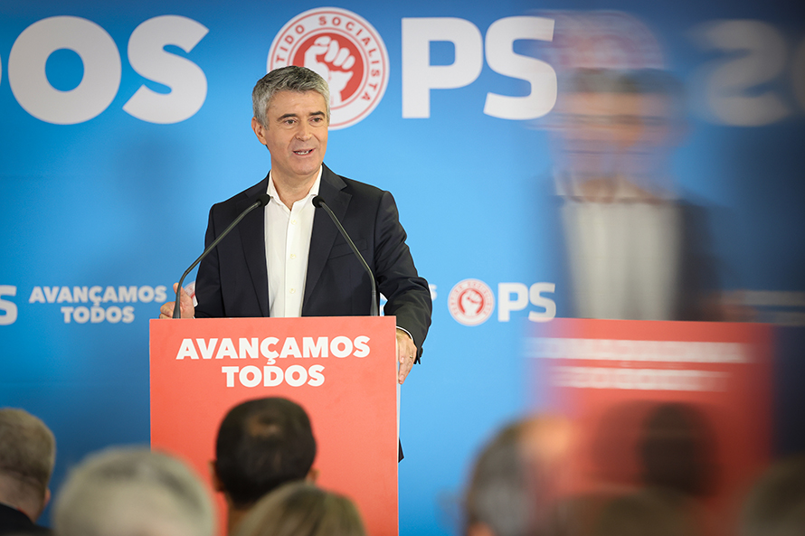 PS não aceitará “caminho de desumanidade” na lei do arrendamento