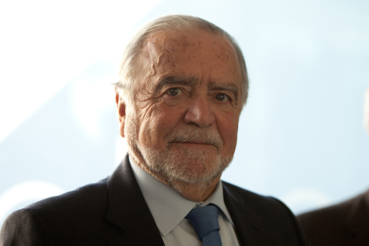Manuel Alegre distinguido pela Universidade de Lisboa