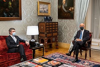PS subscreve alívio das restrições no Natal mas apela à manutenção de atitudes responsáveis