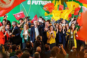 É com um Governo do PS que Portugal pode voltar a um rumo de crescimento e progresso