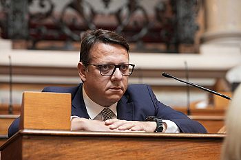 PS agenda debate no Parlamento para Governo explicar controlo de fronteiras