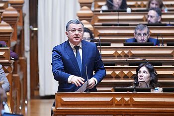 Gestores do SNS devem ter experiência profissional no setor da saúde