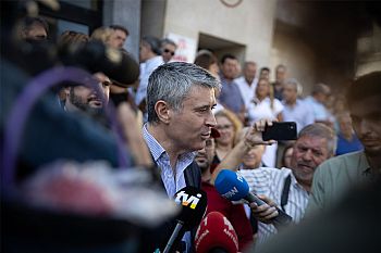 PS quer redução do IVA e explicações de Luís Montenegro