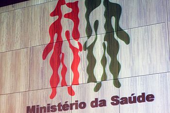 Este Governo faz mal à saúde