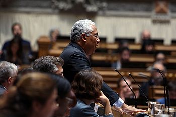 Portugal não quer regressar aos cortes e à precariedade das políticas da direita