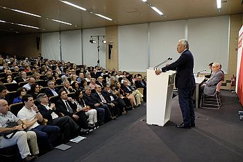 Este Governo é pior que a troica